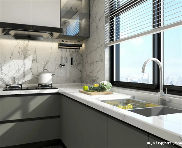 马可波罗岩板家居中国红与白色完美搭配