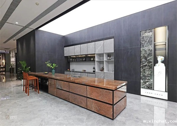 陶瓷十大品牌_兴辉国际轻奢美学馆里